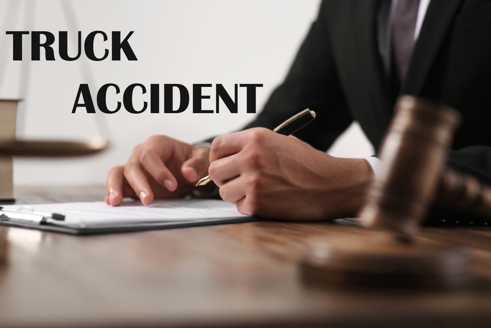 When to Hire a Truck Accident Attorney